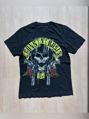 Guns N Roses shirt